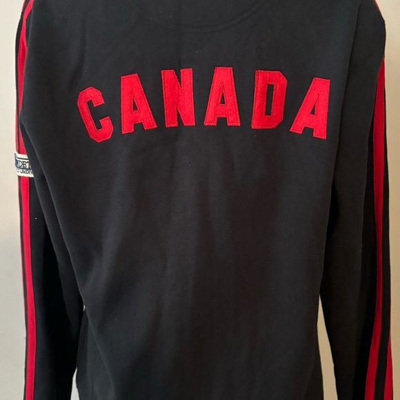 Mondetta Canada sweater - Picture 2 of 4